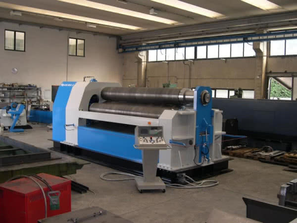 Zwijarki do blach hydrauliczne model BETA